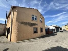 Casa en venta en Megeces, Megeces photo 0