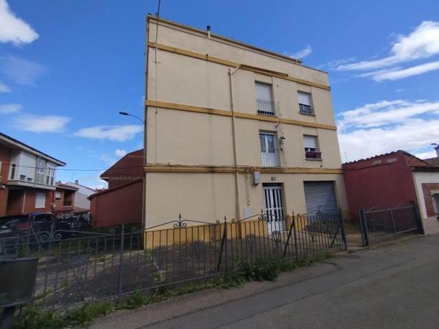 Piso en venta en León, San Mamés photo 0