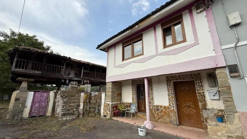 Casa con terreno en venta en Siero, Carbayin-Lieres-Valdesoto photo 0