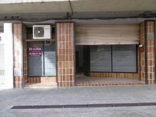 Local comercial en venta en Manlleu, C- Vilamirosa photo 0