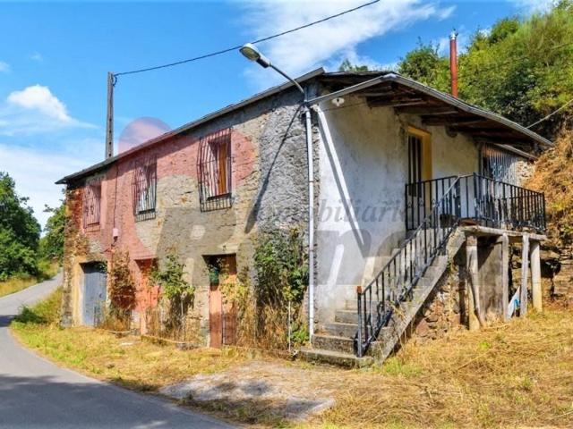 Casa en venta en Baralla, Os Mazos photo 0