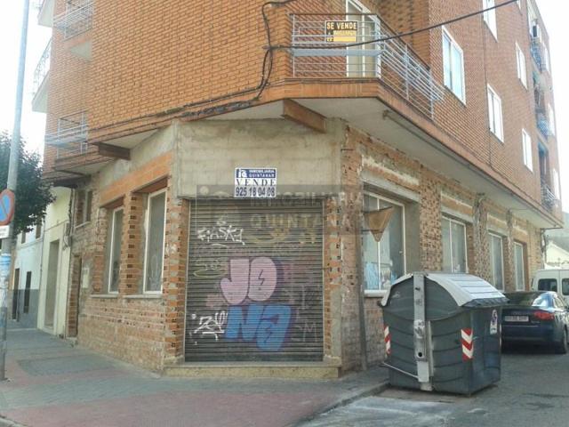 Local comercial en venta en Quintanar de la Orden photo 0