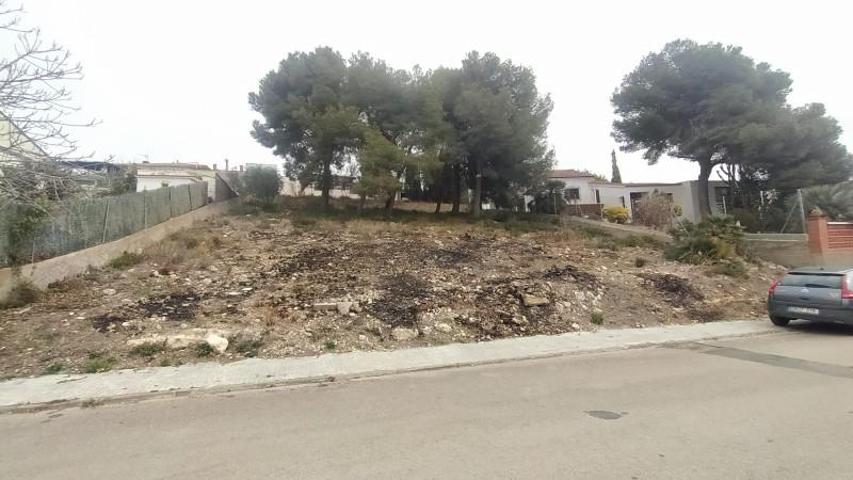 Terreno en venta en Castellet i la Gornal, TRENCARROQUES photo 0