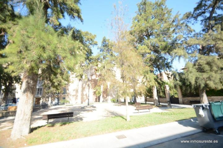 Local comercial en venta en Orihuela, Zona Centro photo 0