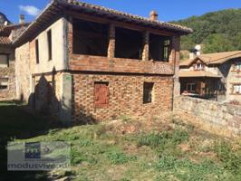 Casas de pueblo en venta en Boñar photo 0