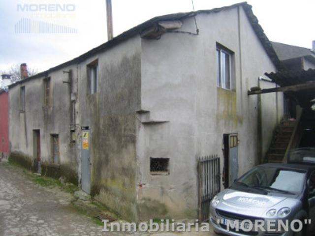 Casa con terreno en venta en Sarria photo 0