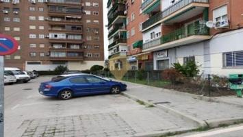 Local comercial en venta en Móstoles photo 0