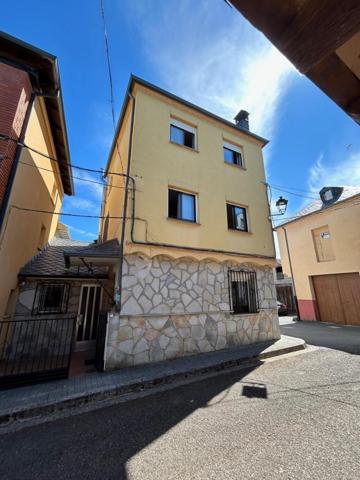 Casa en venta en Noceda, León -NOCEDA DEL BIERZO photo 0