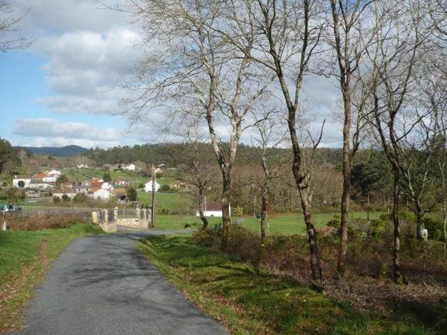 Terreno en venta en Brion, Guisande photo 0