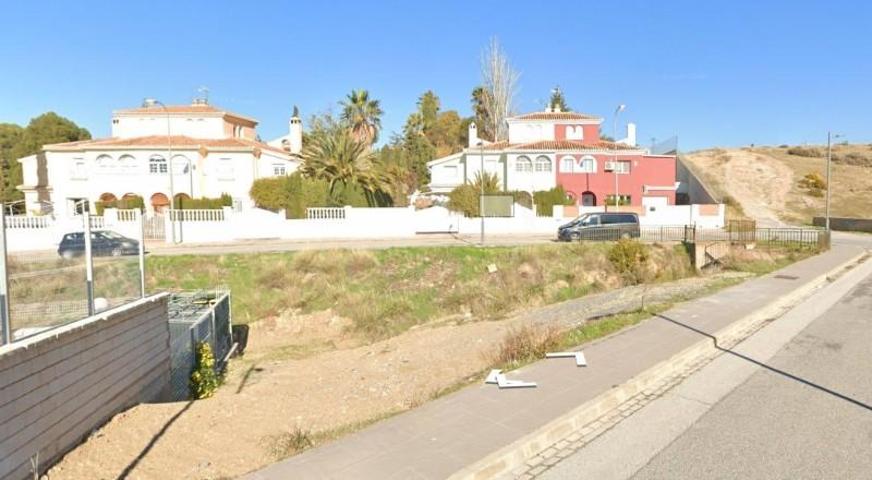 Terreno en venta en Zubia, P-12 photo 0