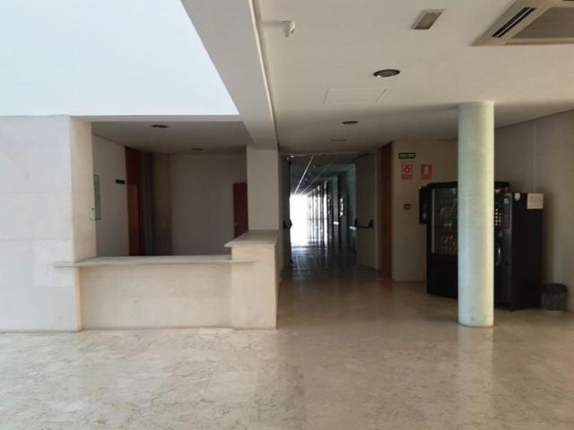 Oficina en venta en Bormujos, Bormujos photo 0