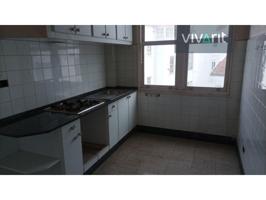 Piso en venta en Ferrol, Centro photo 0