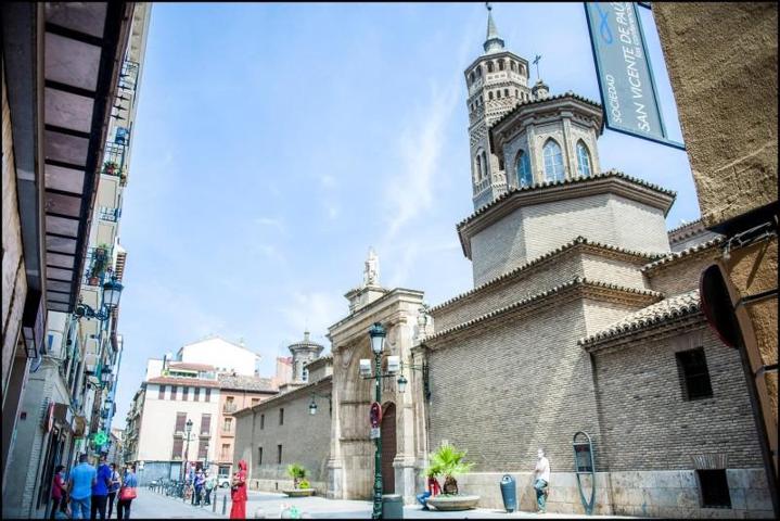 Local comercial en venta en Zaragoza, Casco Histórico photo 0