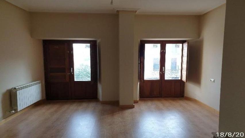 Apartamento en venta en Béjar, Béjar photo 0