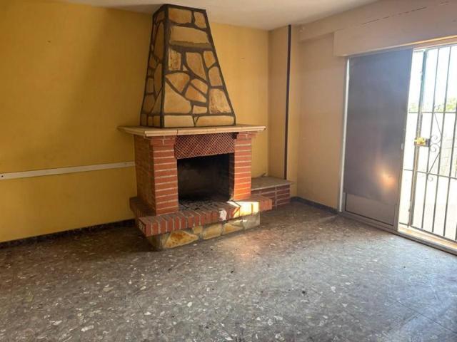 Adosada en venta en Alcaudete, Alcaudete photo 0