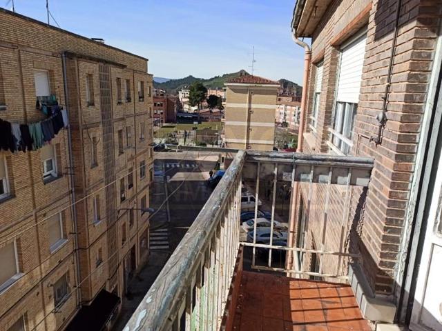 Piso en venta en Nájera photo 0