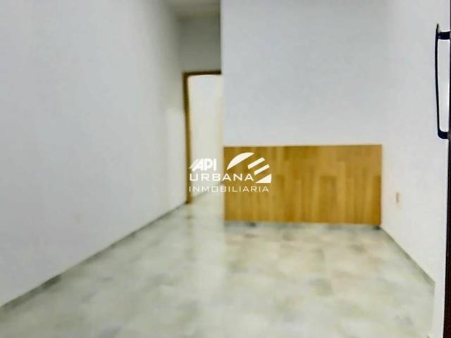 Local comercial en venta en Lucena, Avenida del Parque, 14900 photo 0