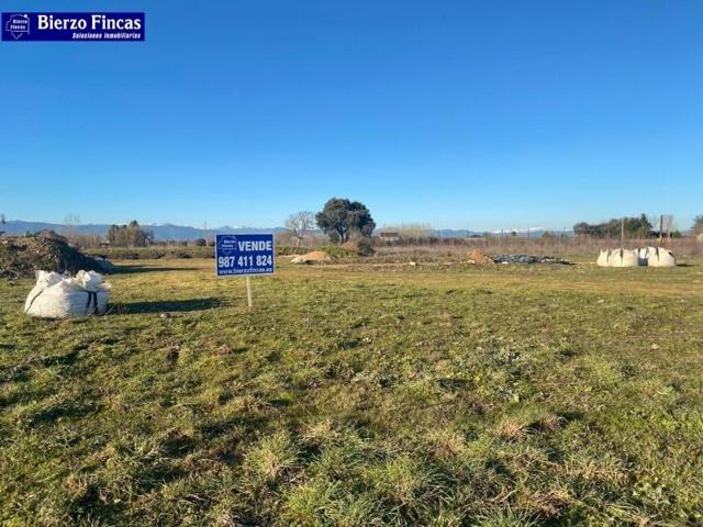 Chalet en venta en Ponferrada, Dehesas photo 0