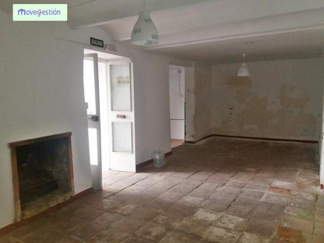 Casa en venta en Benaocaz, Centro photo 0