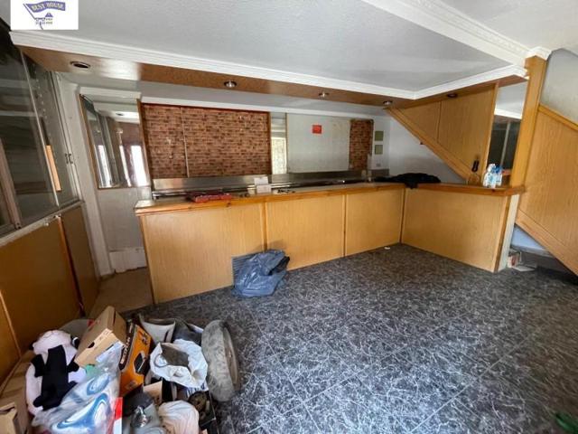 Local comercial en venta en Albacete, El pilar photo 0