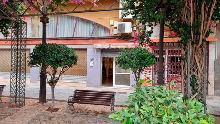 Local comercial en venta en Orihuela, Centro photo 0