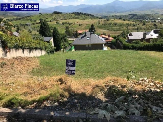 Terreno en venta en Ponferrada, Patricia photo 0