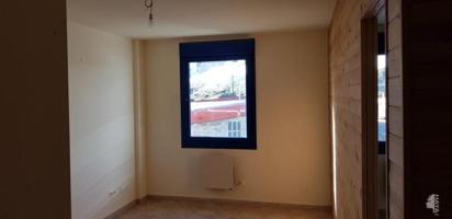 Piso en venta en Puebla de Lillo, Valmartín, 24855 photo 0