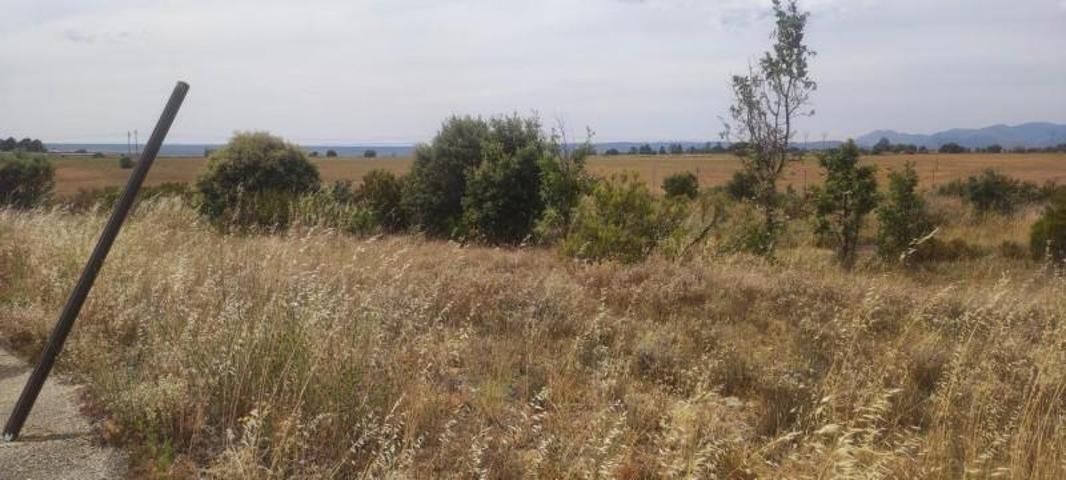 Terreno en venta en Garrafe de Torío, Parcela RMAI-03, 24891 photo 0