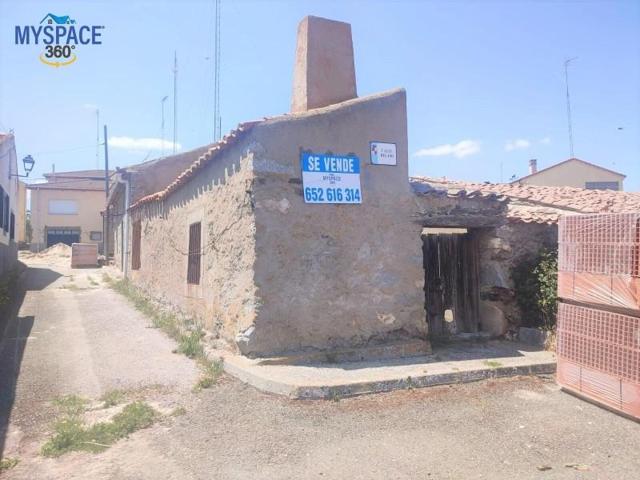 Casa en venta en Ávila, Mediana de voltoya photo 0