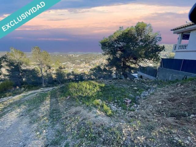 Terreno en venta en Canyelles photo 0