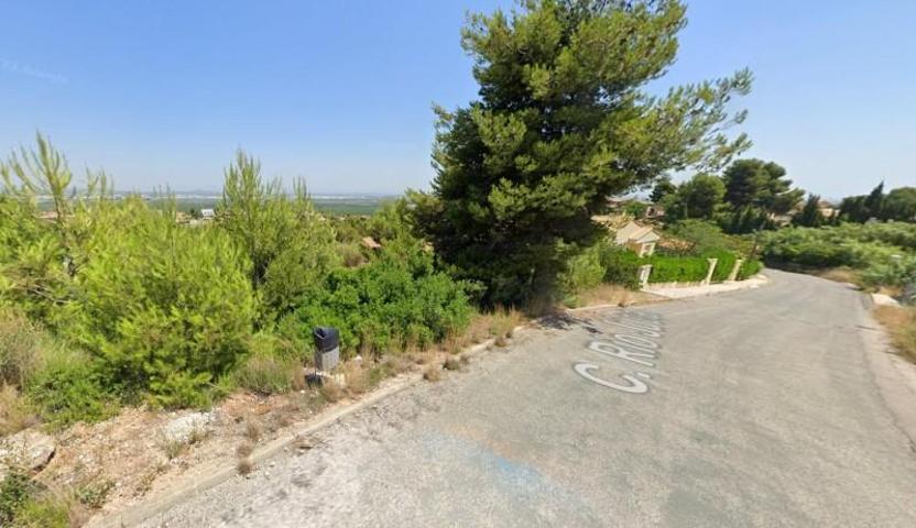 Terreno en venta en Chiva, CALICANTO photo 0