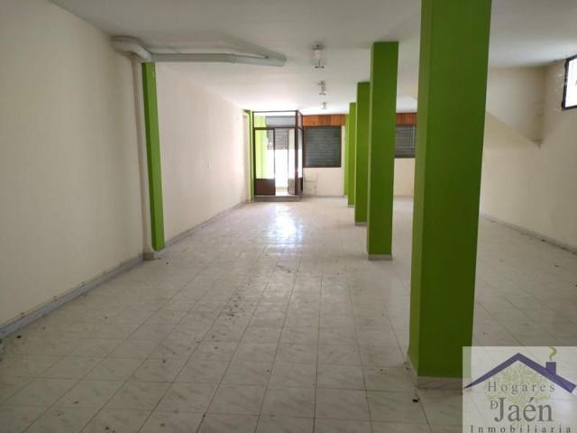 Local comercial en venta en Peal de Becerro, Peal De Becerro photo 0