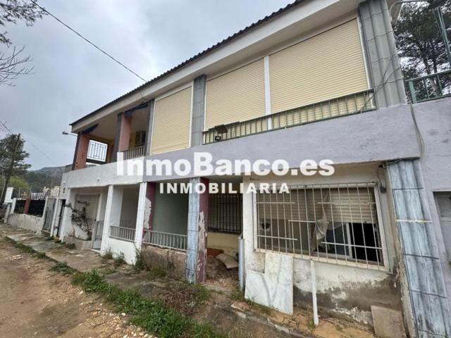 Piso en venta en Buñol, Calle Blasco Ibáñez, 46360 photo 0