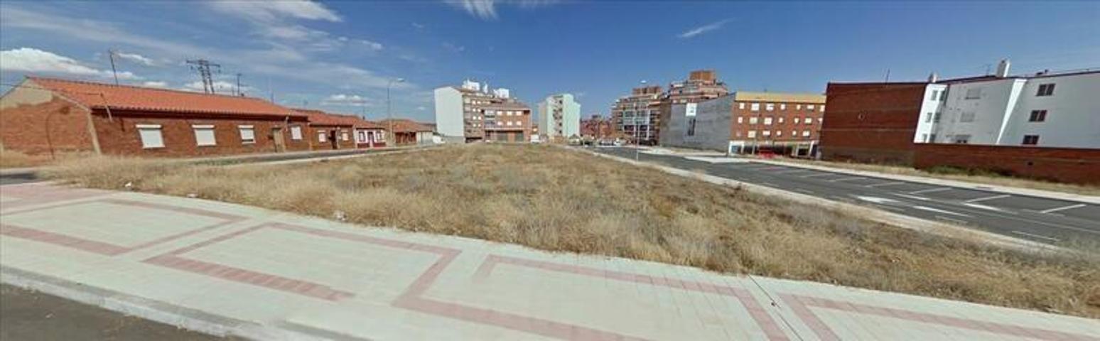 Terreno en venta en León, Eras de Renueva photo 0