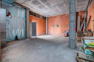 Local comercial en venta en Manresa, Bases de Manresa photo 0