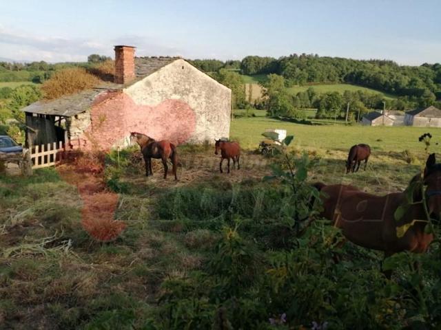 Casa en venta en Sarria, Outeiro photo 0
