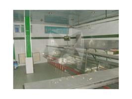 Local comercial en venta en Badajoz photo 0