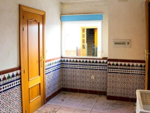 Casa en venta en Dúrcal, Centro photo 0