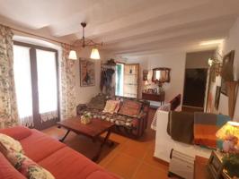 Casa en venta en Higueruela, Centro photo 0