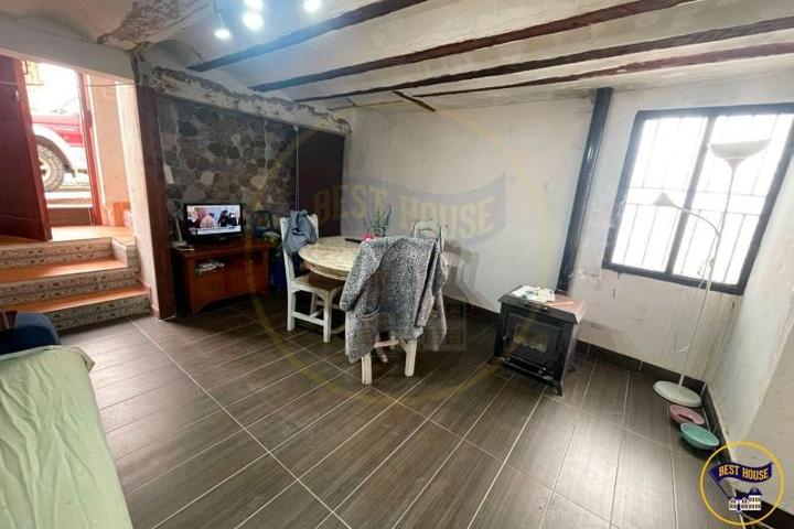 Casas de pueblo en venta en Cañete, Castilla la mancha photo 0