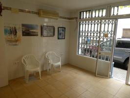 Local comercial en venta en Chipiona, Centro photo 0