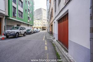 Local comercial en venta en Carballo, AVDA. FINISTERRE photo 0
