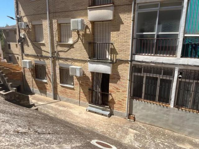 Piso en venta en Iznájar, Iznájar photo 0