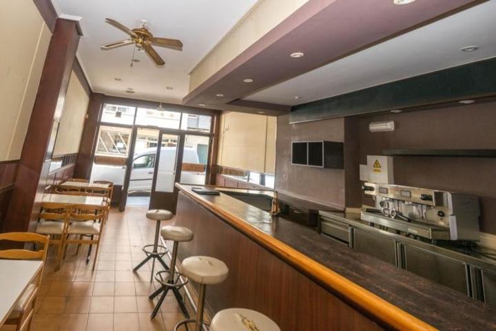 Local comercial en venta en Cambre, *O Temple photo 0