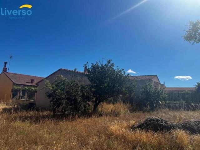 Terreno en venta en Aranda de Duero, Villanueva de gumiel photo 0