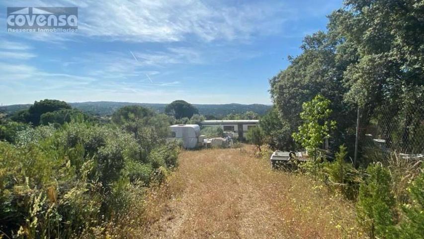 Terreno en venta en Navas del Rey, Urb. Cuesta Vieja photo 0