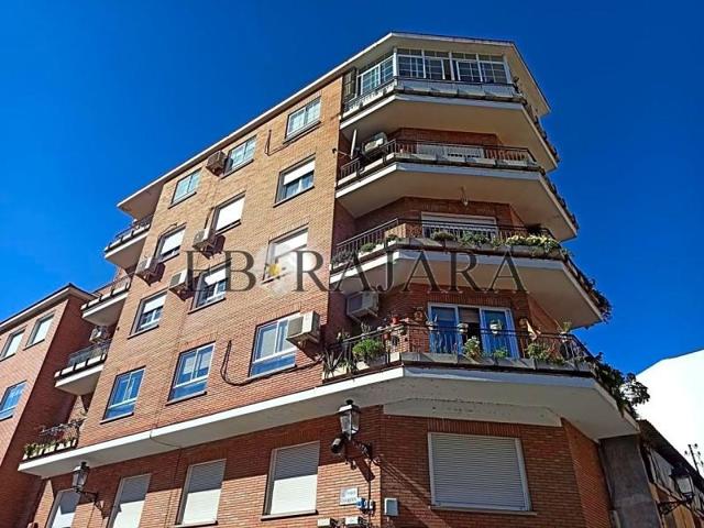 Piso en venta en Talavera de la Reina, Calle Charcón, 45600 photo 0