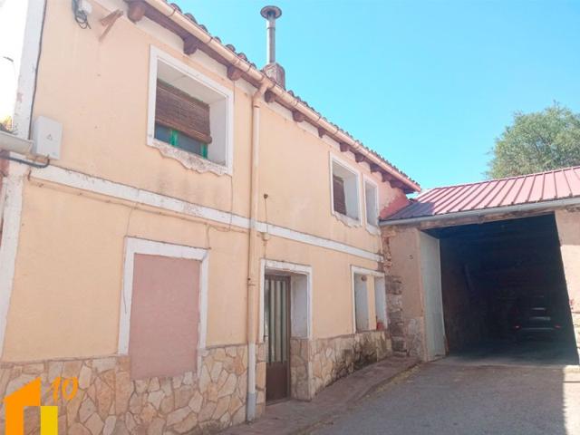 Casas de pueblo en venta en Arcos, Arcos de la llana photo 0