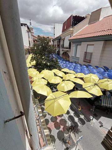 Apartamento en venta en Valdepeñas, Centro photo 0