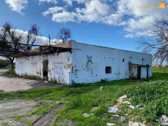 Casa con terreno en venta en Morón de la Frontera, Moron De la Frontera photo 0